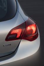 Opel Astra 5-Door 2009 года